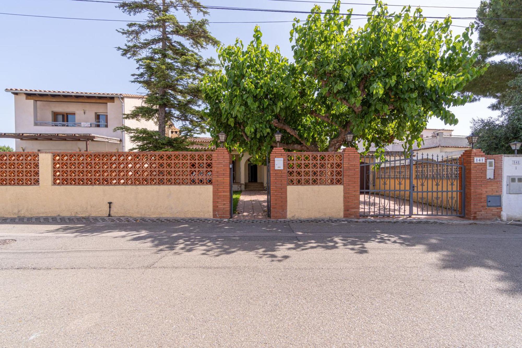 Apart-Rent Casa Con Jardin Pani 0081 إمبوريابرافا المظهر الخارجي الصورة